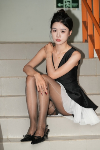 SPT2510-028-油亮黑丝大长腿美女